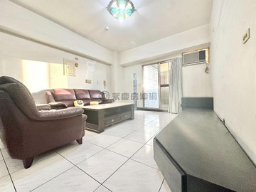 岡山火車站｜陽台進出｜低總價｜超美大四房平車		｜高雄市岡山區華夏新村