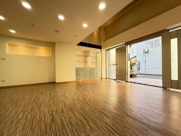 獨家｜近南屯商圈好市多｜優質大面寬角店｜台中市南區崇倫北街