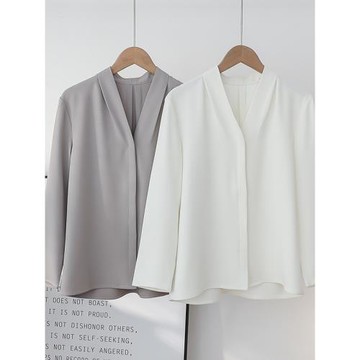 2025春季新款輕熟法式正肩V領長袖襯衫女職業通勤面試雪紡上衣女