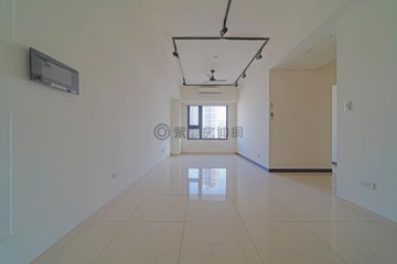 漢神商圈｜富邦BOT｜鑫巨蛋正三房平車｜高雄市左營區文直路