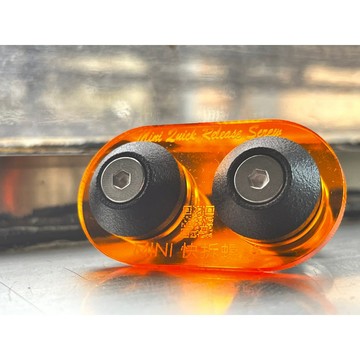 304不鏽鋼 快拆螺絲 汽車 機車可用