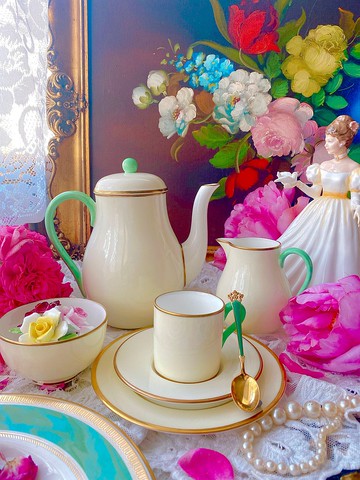 英國製骨瓷 1891年 wedgwood 手繪古董杯 花茶杯 咖啡杯 兩件式