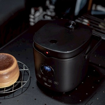 1.6L多功能黑釜陶瓷電子鍋 PK-EC4W2L 四人份露營飯鍋 租屋族料理鍋 1.6L多功能黑釜陶瓷電子鍋 PK-EC4W2L
