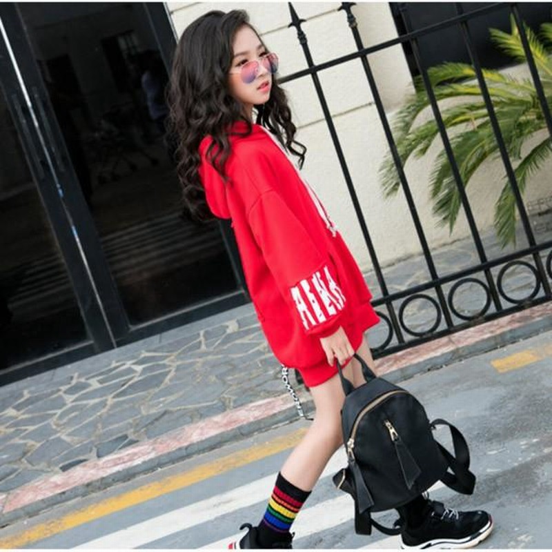 キッズ 子供服 女の子 海外ブランド 袖ロゴ パーカーワンピース 通販 Lineポイント最大0 5 Get Lineショッピング