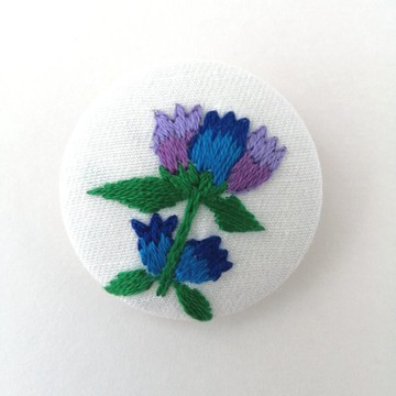 繡球花刺繡胸針 蝦夷龍膽