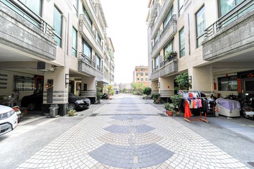餐旅大學旁優質正4樓車庫透天｜高雄市小港區松義街