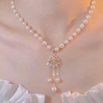 復古 蓮花 仿珍珠 吊墜 項鍊 女 輕奢 高級感 美 雅 氣質 設計 鎖骨鏈