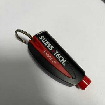 [沐沐屋]Swiss+Tech ST81010 迷你車窗擊破器