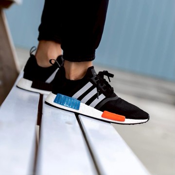 Adidas og outlet nmd r1