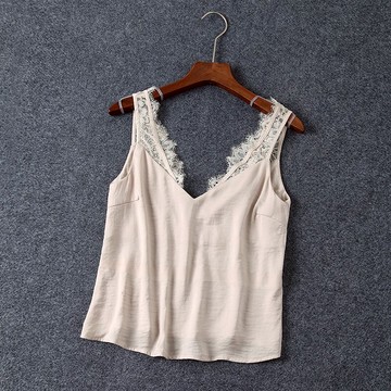 優雅女人味 時尚蕾絲邊雙V領背心上衣女1入