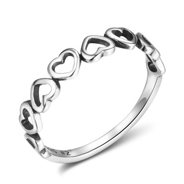 純銀戒指．鏤空愛心．防小人尾戒｜閨蜜．混搭．疊戴