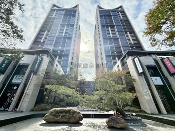 國聚花園御所｜專任獨家｜單元二高樓精裝四房平車｜台中市南屯區向上路三段