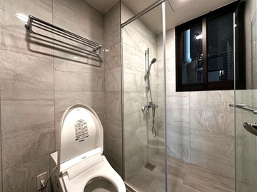 櫻花崇現。櫻花知殷｜頭家雙語學區｜三房平車｜台中市潭子區頭家路