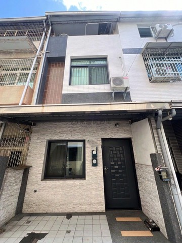 近屏東大學演藝廳6房收租透天｜屏東縣屏東市民生路