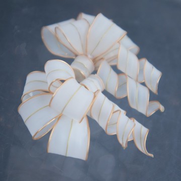 Snow Ribbon 雪白耳針