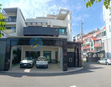 M南投市豪華角間透天別墅~台中好房｜南投縣南投市中興路