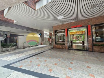 座擁義享天地/河堤社區/漢神巨蛋商圈5房3衛平車｜高雄市左營區明華一路