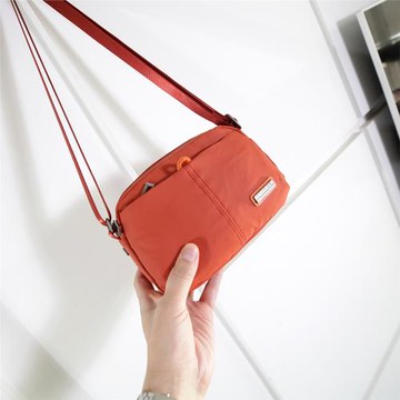 中性款男女休閑斜挎小包純色尼龍布橫款日韓單肩包拉鏈防水牛津布