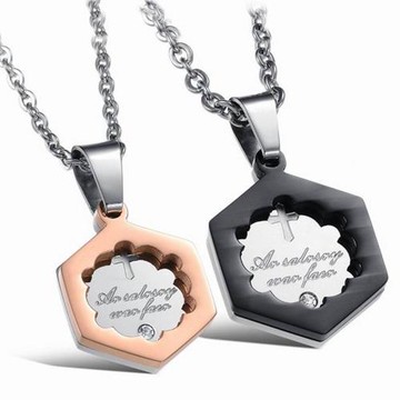 【伊飾童話】情人節限定-見證愛情 鈦鋼情人對鍊組 買再送保暖毯