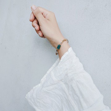 【綠野仙蹤】磷灰石手鍊/透藍光拉長石/柱狀水晶/手作手環/免運費