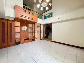 崇蘭國小平車樓中樓(X1)超大衛浴.採光通風佳｜屏東縣屏東市大同北路