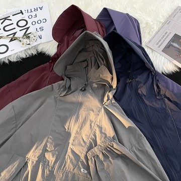 夏季戶外輕薄冰絲連帽工裝防曬風衣男女時尚設計感休閑連帽沖鋒衣