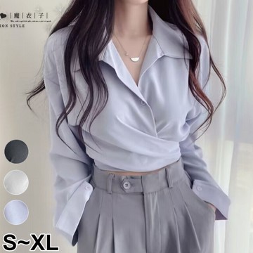 【QV5026】魔衣子-素色單扣綁帶短版長袖上衣