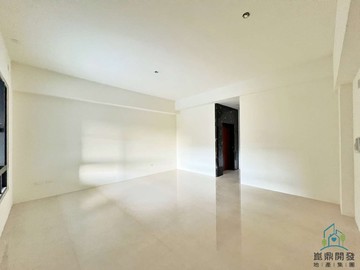 正14期漢神百貨旁全新完工/一路發電梯別墅｜台中市北屯區豐樂五街