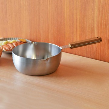 小泉誠 ambai日製木柄18-8不鏽鋼三層底雪平鍋-18cm 單一規格