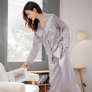 超火冰絲睡衣春秋季女開衫長袖涼感2026年新款套裝仿真絲綢高級感