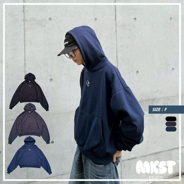 【MKST.STUDIO】飛鏢刺繡寬短版帽TEE 短版帽T 休閒帽T 男生帽T 情侶裝 寬短上衣 男生服飾 男裝