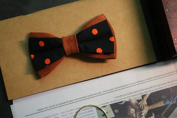 橘色麂皮拼接大波点领结全新配色蝴蝶结