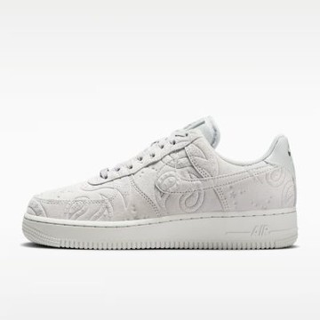 Nike 耐吉 W Air Force 1 07 PRM+ IO1259-002 女 運動休閒鞋 復古鞋 壓紋 霧灰