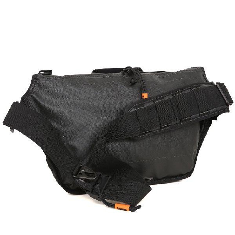 MAGFORCE マグフォース MF-6052 Ferocious Messenger Bag Black 