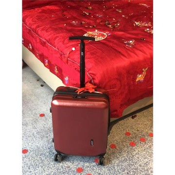 結婚行李箱女陪嫁箱紅色箱子婚禮用密碼新娘嫁妝箱20寸拉桿箱喜慶