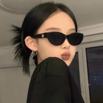 美式復古貓眼墨鏡女潮男網紅高級感ins太陽鏡辣妹風眼鏡廠家批發