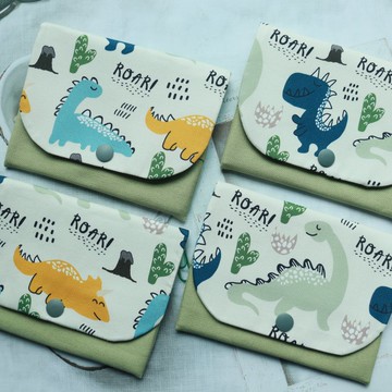 小恐龍 面紙包 衛生紙 袖珍面紙套 衛生棉包 隨身小包