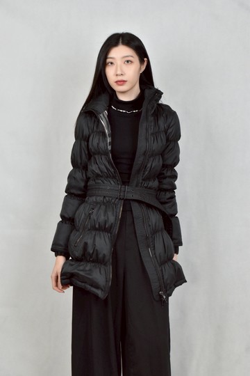 (S) burberry黑色羽絨長版外套