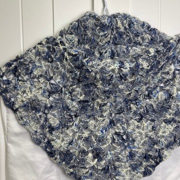 fufugarden-手作三角披肩圍巾-羊毛+Kid馬海