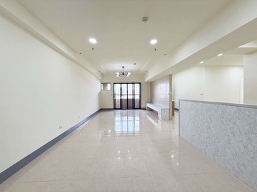 河堤商圈景觀漂亮4+1房平車｜高雄市三民區民族一路