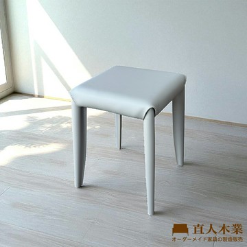 【直人木業】ANTON馬鞍皮方凳-銀沙灰
