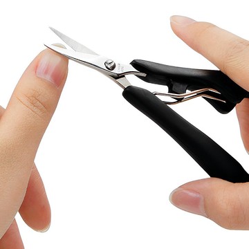 日本綠鐘匠之技鍛造不銹鋼防滑握柄指甲修飾剪(G-1028)