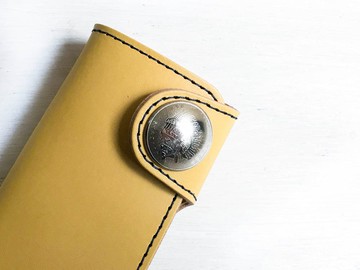 TWOFOLD 簡潔的安靜口音 兩折式鑰匙包 男士 concho 按鈕 TFK-YY-NSi