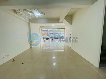【太保縣府特區永慶高中旁大坪數店面別墅】｜嘉義縣太保市健康路