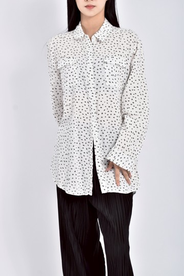 (M) cumar棉質花紋白色襯衫上衣