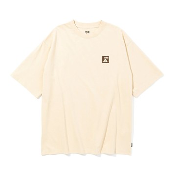日本限定 POLER SUMMIT RELAX FIT TEE / POLER經典LOGO舒適寬版短袖 / 沙棕色