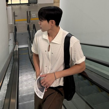 正韓夏季沖孔皮質雙拉鍊短袖翻領開襟衫 4色 YUPPIE 預購商品 0601