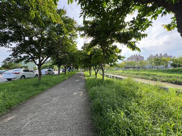 岡山區阿公店一段-臨大馬路-增值都內農地｜高雄市岡山區和平段