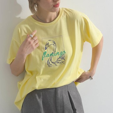 日本 le colis - 接觸冷感 紅鶴刺繡印花休閒上衣-黃