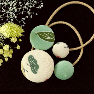 快樂髮飾和服髮膠 2 件松文